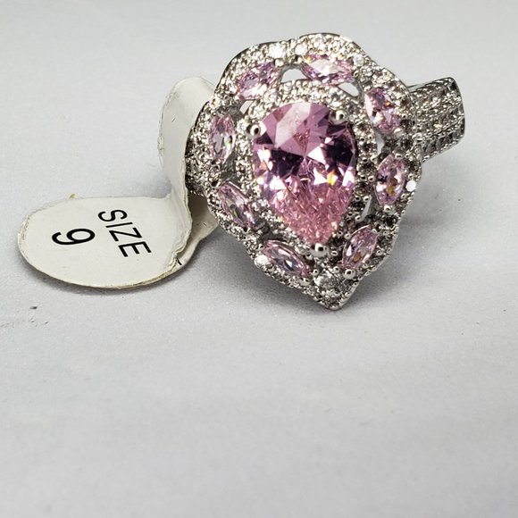 💎Pear Shaped Pink Posh Fashion Ring with Pave Stones - Picture 3 of 6